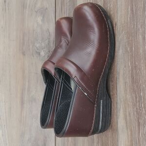 Dansko Women Leather Mules Clogs Mary Jane shoes sz 41/ 10.5-11